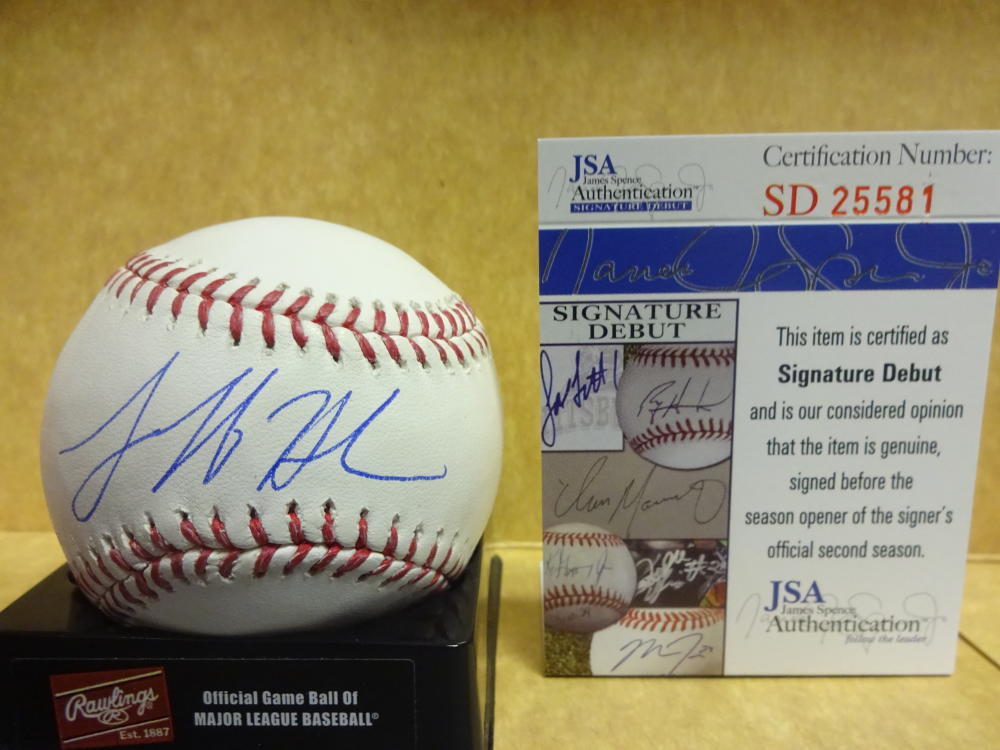 JEFF HENDRIX NEW YORK YANKEES SIGNATURE DEBUT M.L. SIGNED BASEBALL JSA SD25581