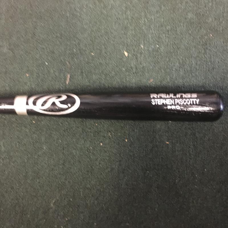STEPHEN PISCOTTY CARDINALS UNSIGNED RAWLINGS PRO BAT ENGRAVED BLACK
