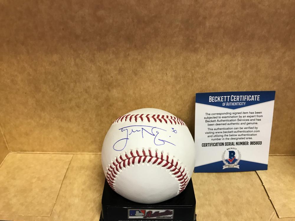 TYLER NAQUIN CINCINNATI REDS SIGNED M.L. BASEBALL BECKETT AUTH. B65603