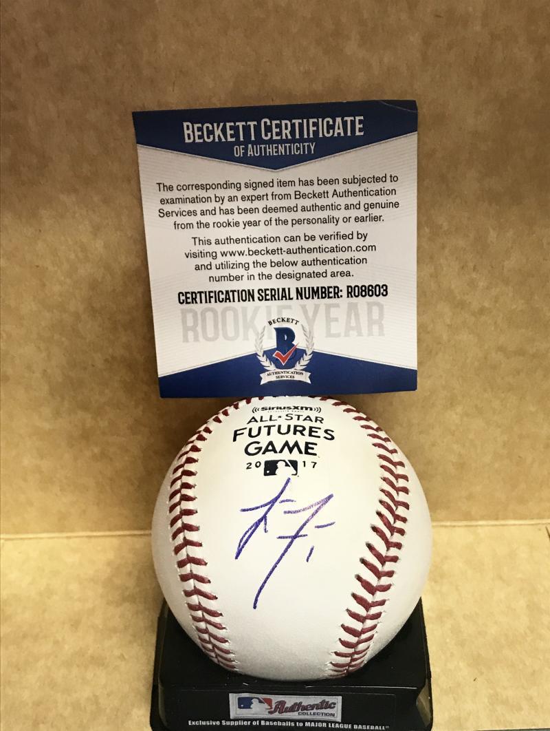 LUCIUS FOX RAYS ROOKIE YEAR SIGNED 2017 FUTURES BASEBALL BECKETT R08603