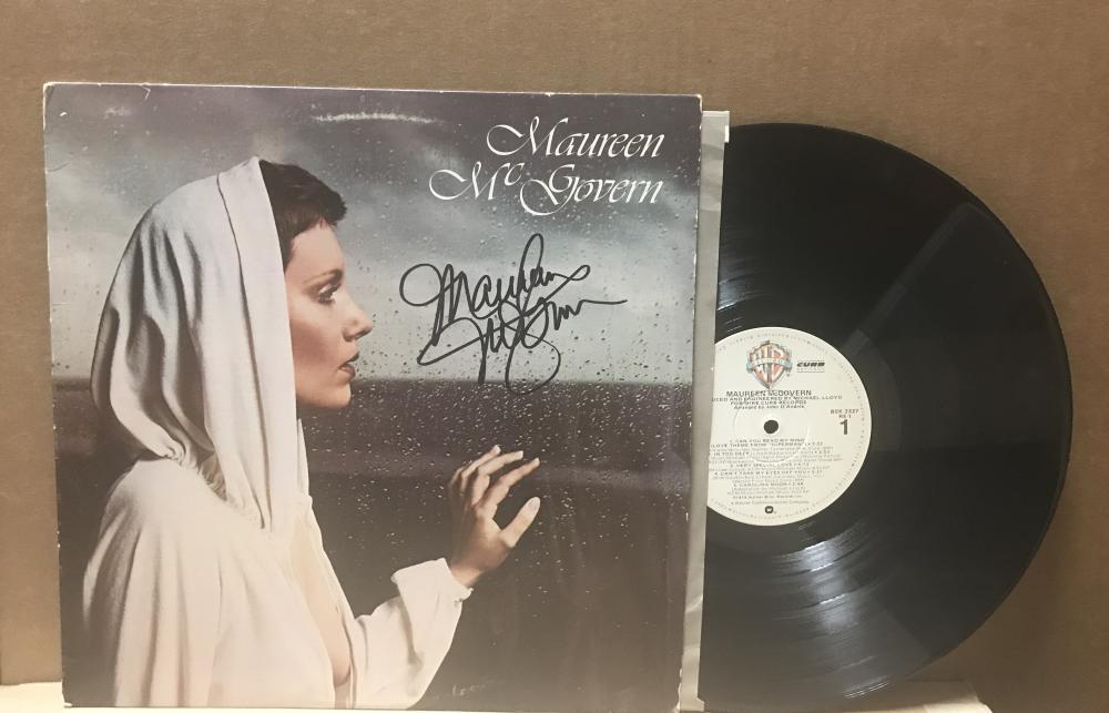 MAUREEN MCGOVERN SELF TITLED ALBUM SIGNED VINYL LP RECORD W/COA
