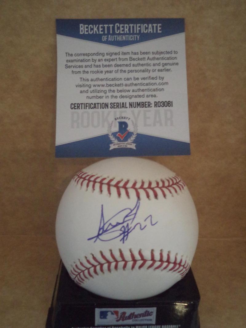 ALBERT ABREU NEW YORK YANKEES ROOKIE YEAR SIGNED ML BASEBALL BECKETT R03061