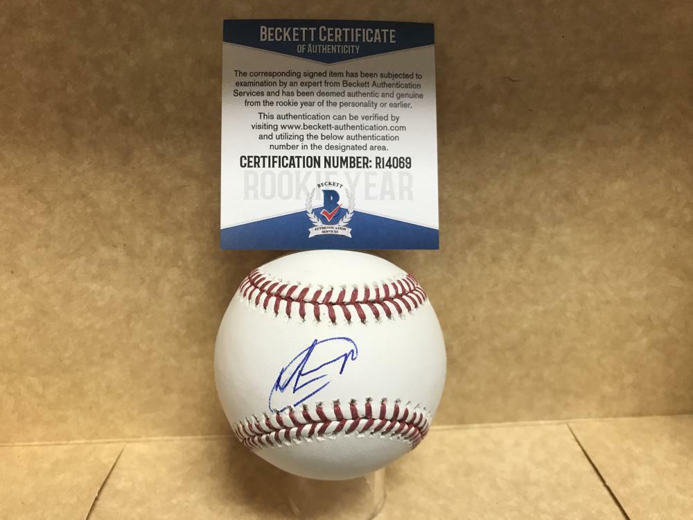 LUIS ALEXANDER BASABE WHITE SOX ROOKIE YEAR SIGNED M.L. BASEBALL BECKETT R14069