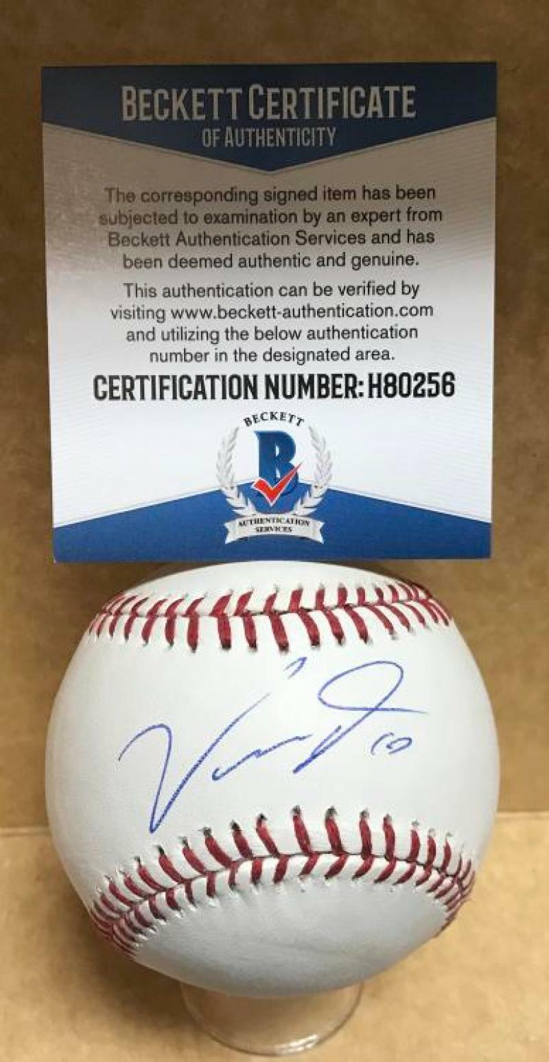 VICTOR ROBLES WASHINGTON NATIONALS SIGNED AUTO M.L. BASEBALL BECKETT H80256