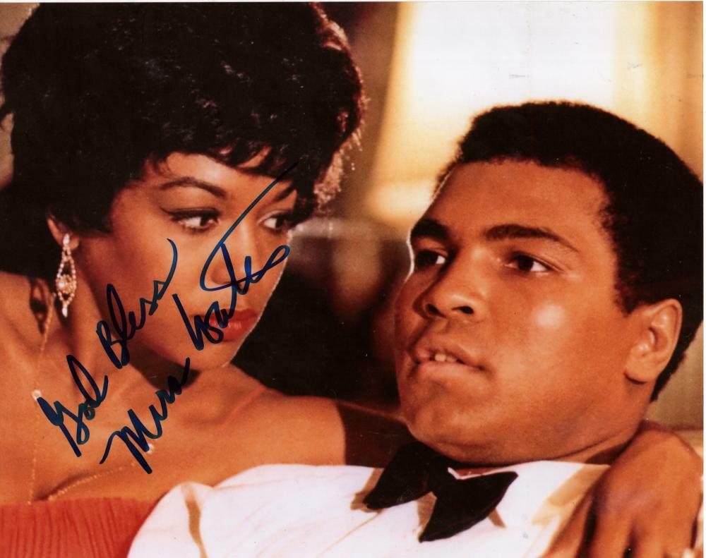 MIRA WATERS GOD BLESS THE GREATEST LOVE OF ALL MUHAMMAD ALI SIGNED W/COA