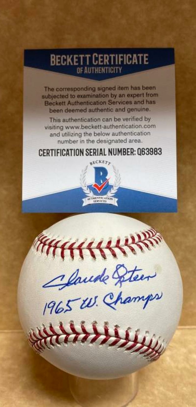 CLAUDE OSTEEN 1965 W. CHAMPS DODGERS SIGNED AUTO M.L. BASEBALL BECKETT Q63983
