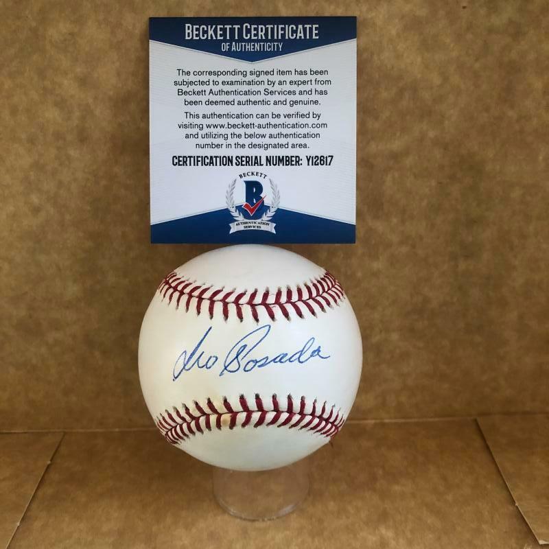 LEO POSADA KANSAS CITY A'S SIGNED AUTOGRAPHED M.L. BASEBALL BECKETT Y12617