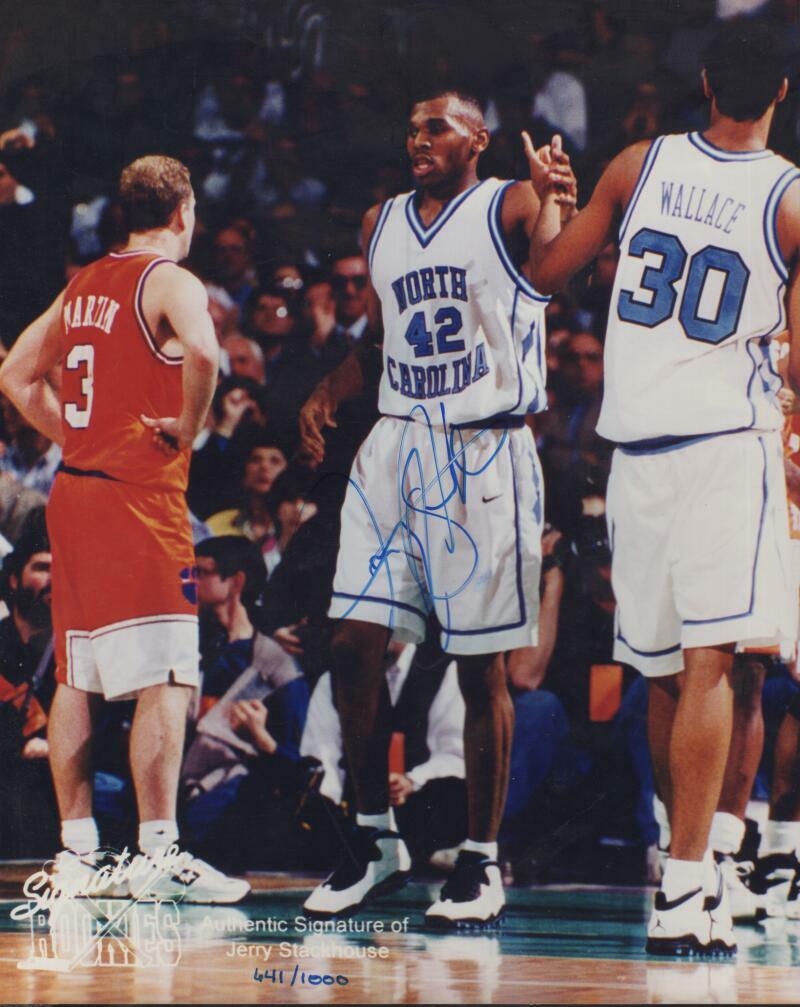SIGNATURE ROOKIES JERRY STACKHOUSE NORTH CAROLINA 641/1000 SIGNED W/ COA