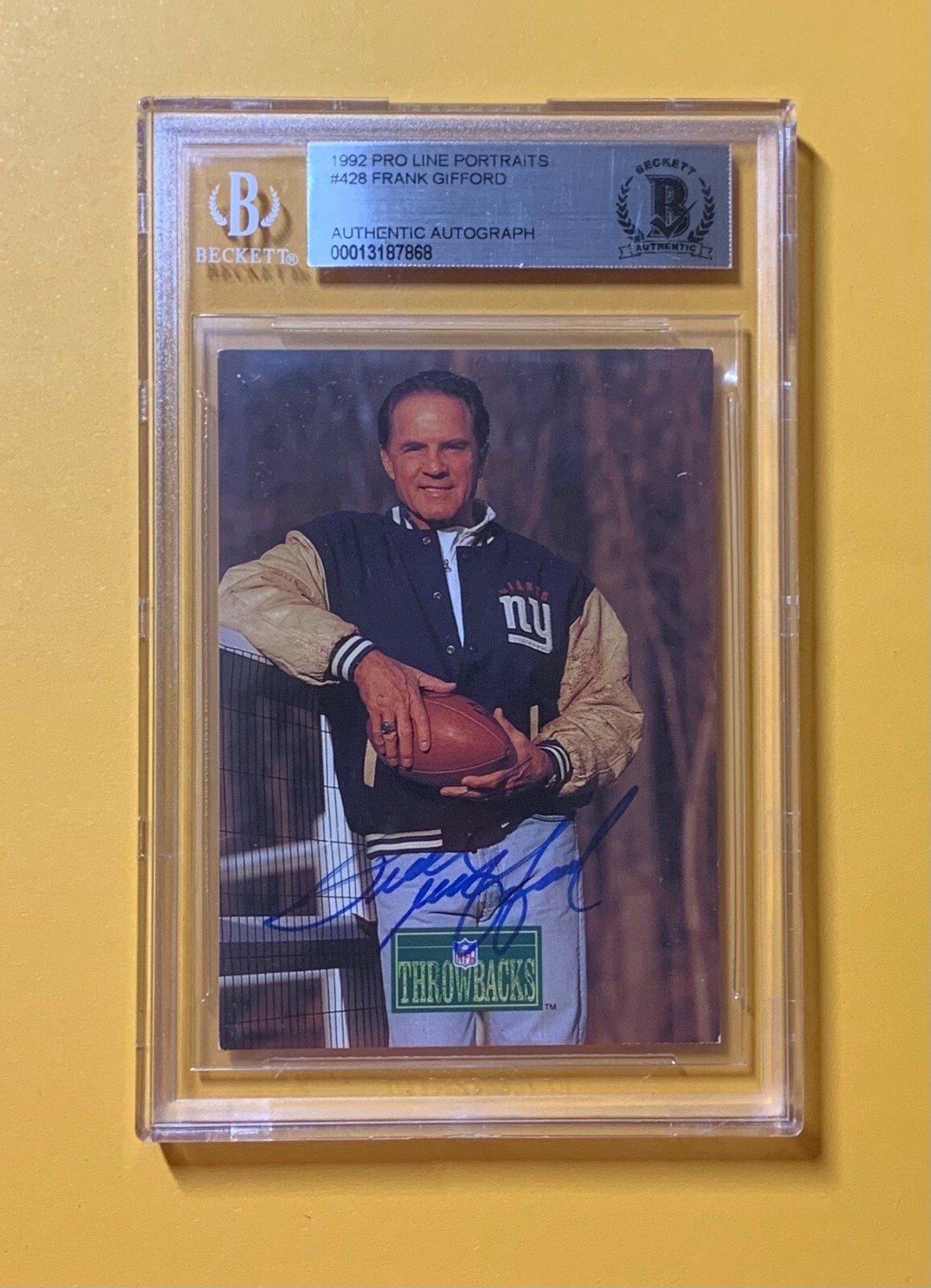 1992 PRO LINE PORTRAITS FRANK GIFFORD #428 AUTHENTIC AUTO BECKETT CERTIFIED
