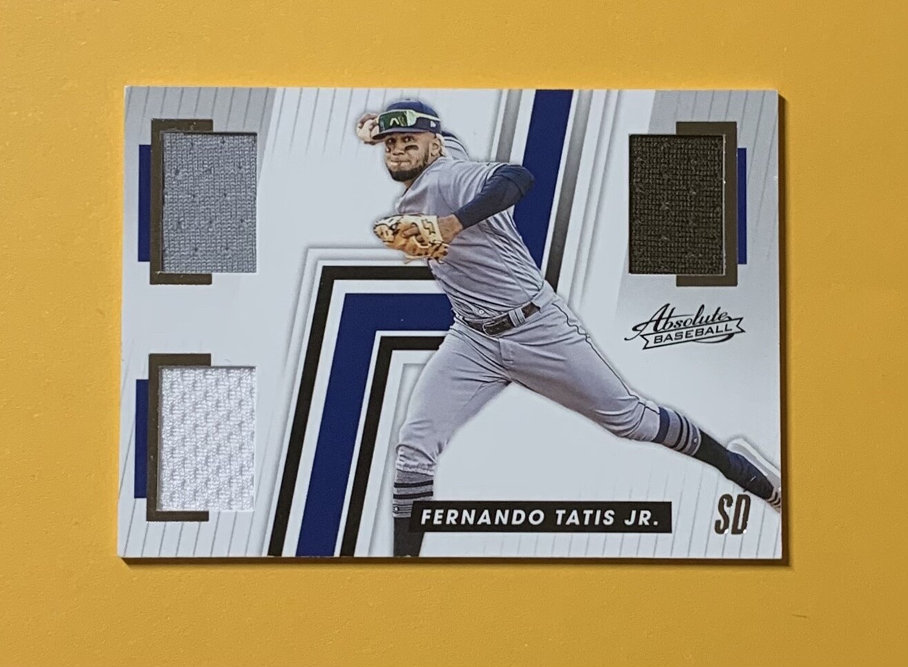 2019 PANINI ABSOLUTE FERNANDO TATIS JR. ROOKIE TRIPLE RELIC #AB-FT PADRES