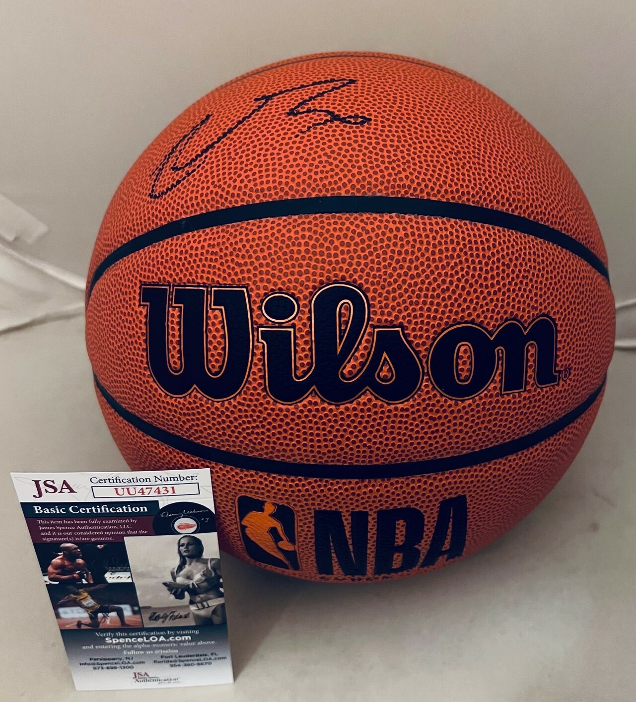 Evan Fournier New York Knicks signed NBA Basketball Ball autographed JSA