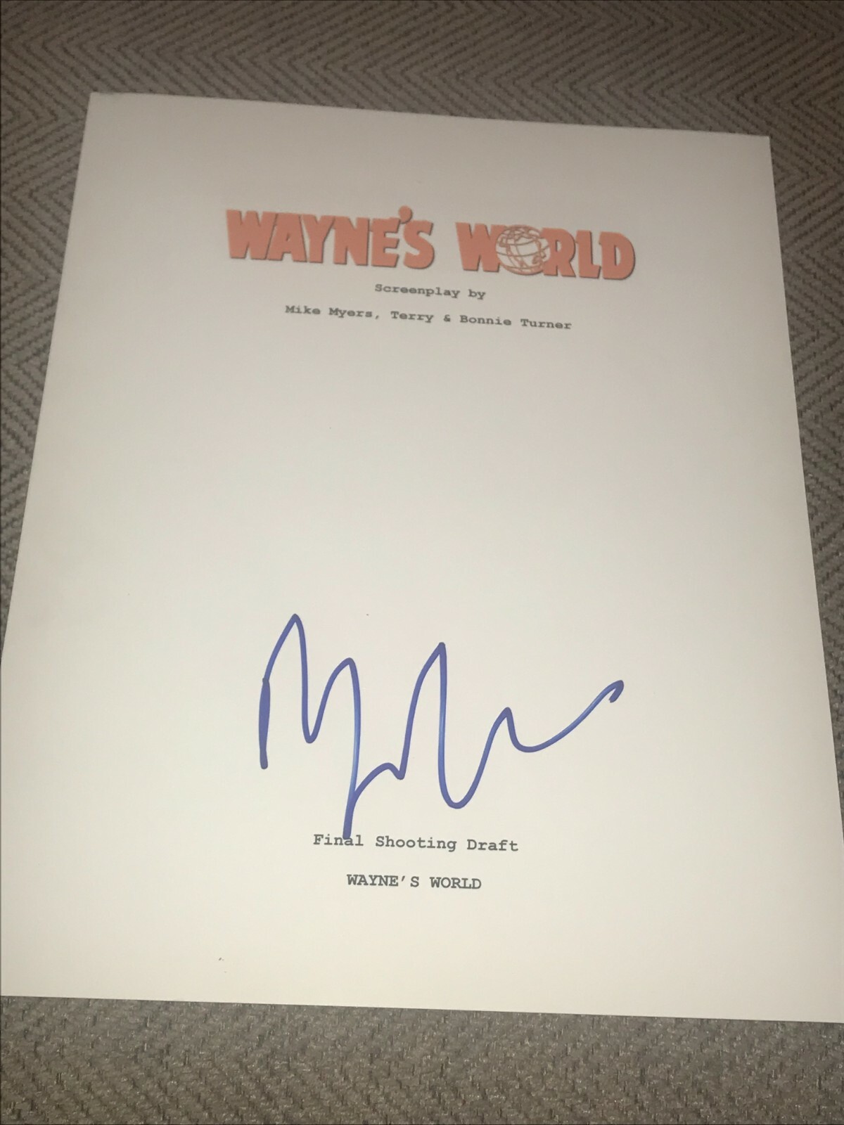 MIKE MYERS SIGNED AUTOGRAPH MOVIE SCRIPT WAYNES WORLD ALL PAGES RARE BAS COA