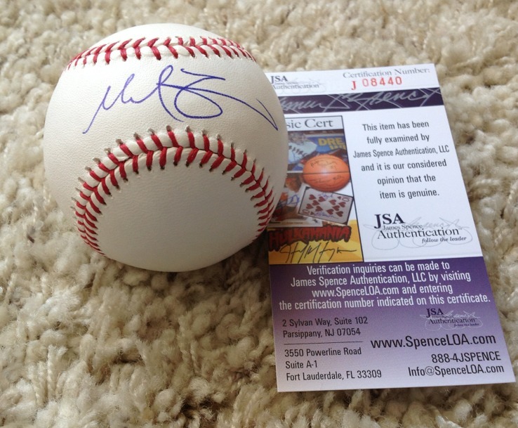 MIKE ZUNINO SEATTLE MARINERS ROOKIE. SIGNED BASEBALL JSA J08440