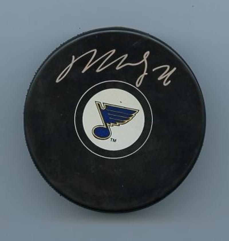 PAUL STASTNY ST. LOUIS BLUES HOCKEY PUCK