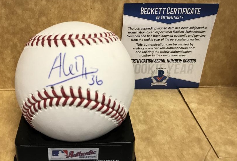 ALEDMYS DIAZ ST. LOUIS CARDINALS SIGNED M.L. BASEBALL ROOKIE YEAR BECKETT COA