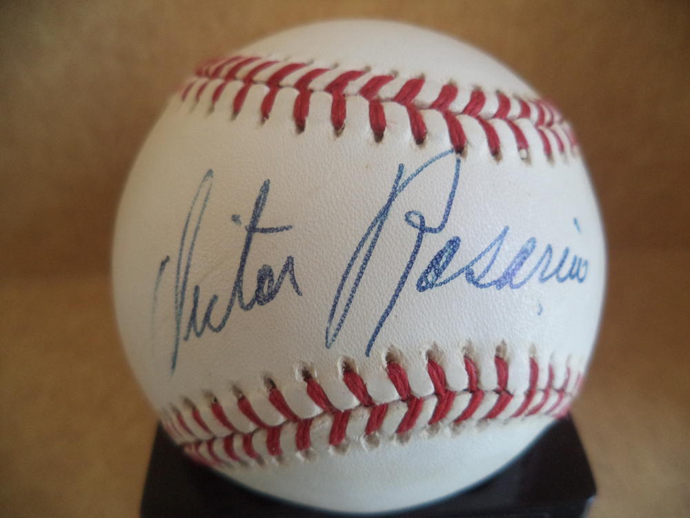 VICTOR ROSARIO ATLANTA BRAVES 1990 RARE SIGNED AUTOGRAPHED N.L. BASEBALL W/COA