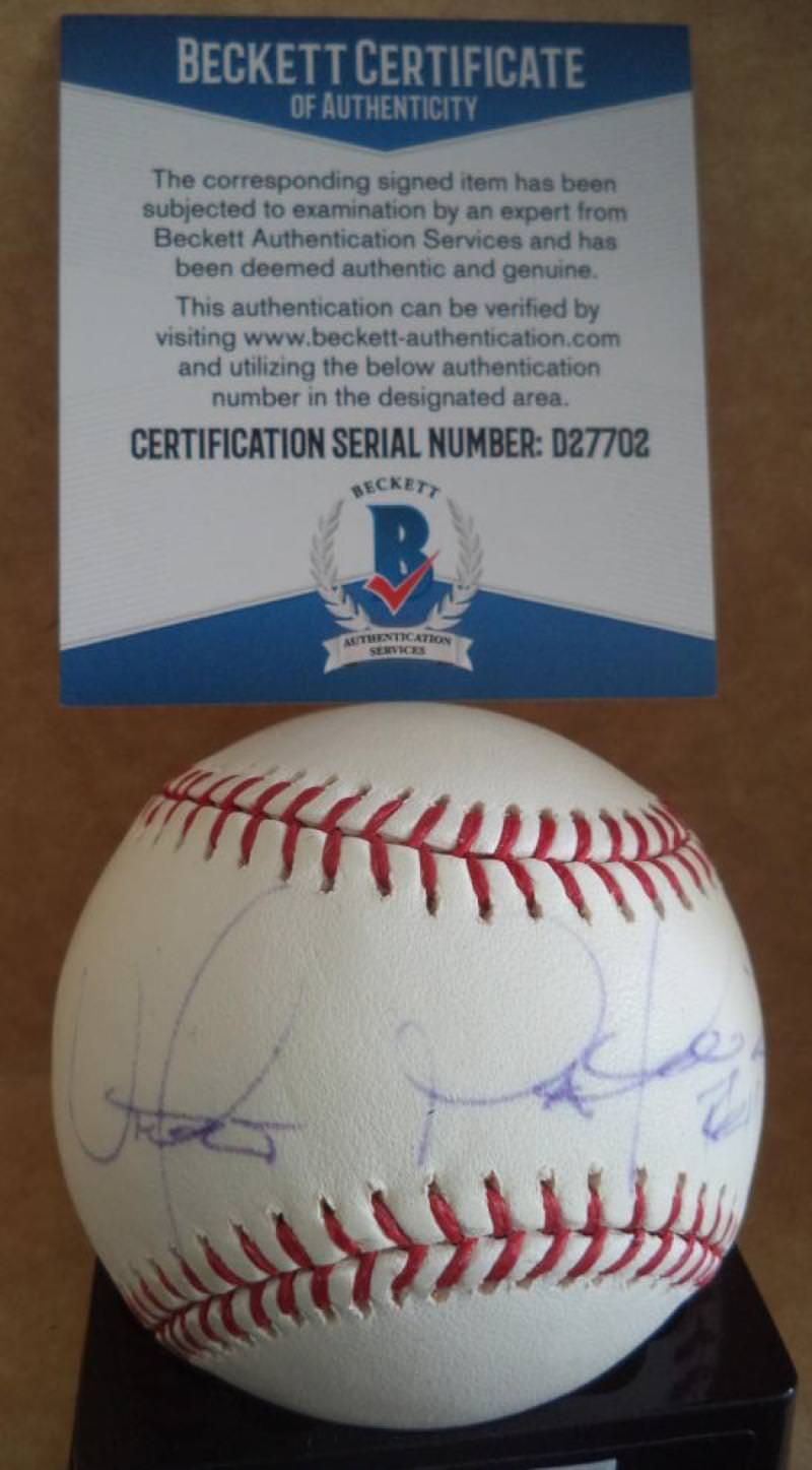 VICTOR MARTINEZ TIGERS/INDIANS/RED SOX SIGNED AUTO M.L. BASEBALL BECKETT D27702