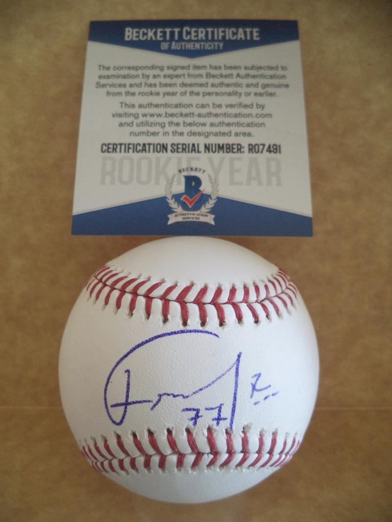 FERNANDO ROMERO MINNESOTA TWINS ROOKIE YEAR SIGNED ML BASEBALL BECKETT R07491