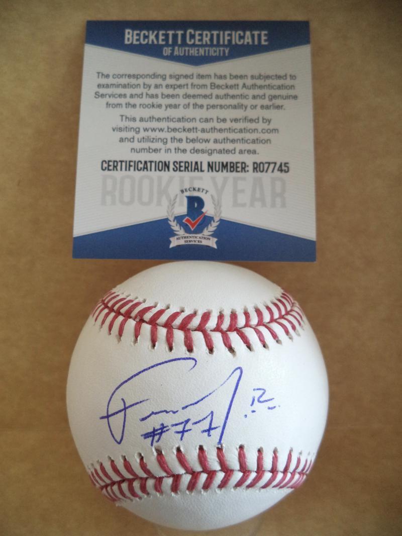 FERNANDO ROMERO MINNESOTA TWINS ROOKIE YEAR SIGNED ML BASEBALL BECKETT R07745