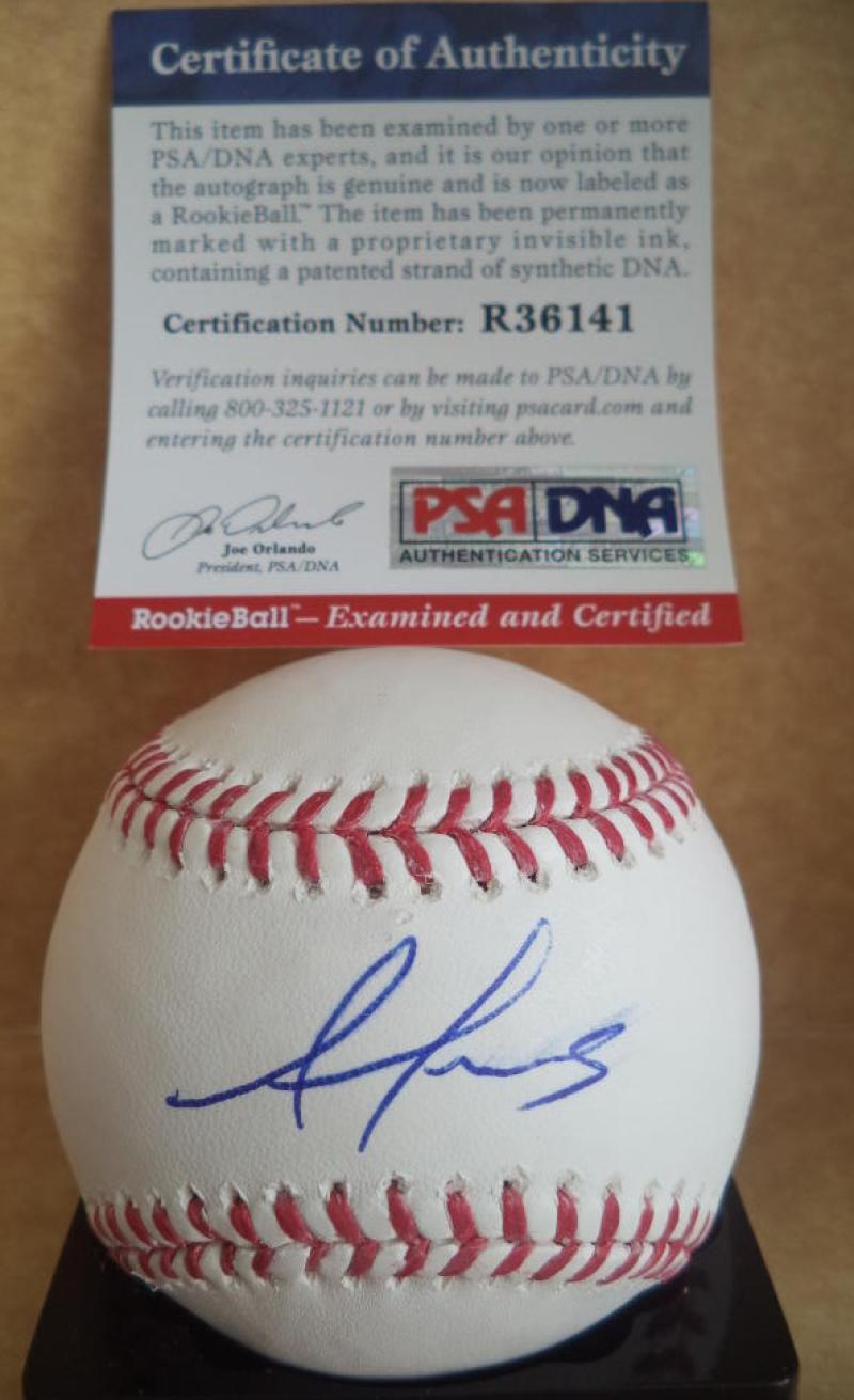 ALEX REYES ST. LOUIS CARDINALS ROOKIE GRAPH SIGNED M.L. BASEBALL PSA/DNA R36141