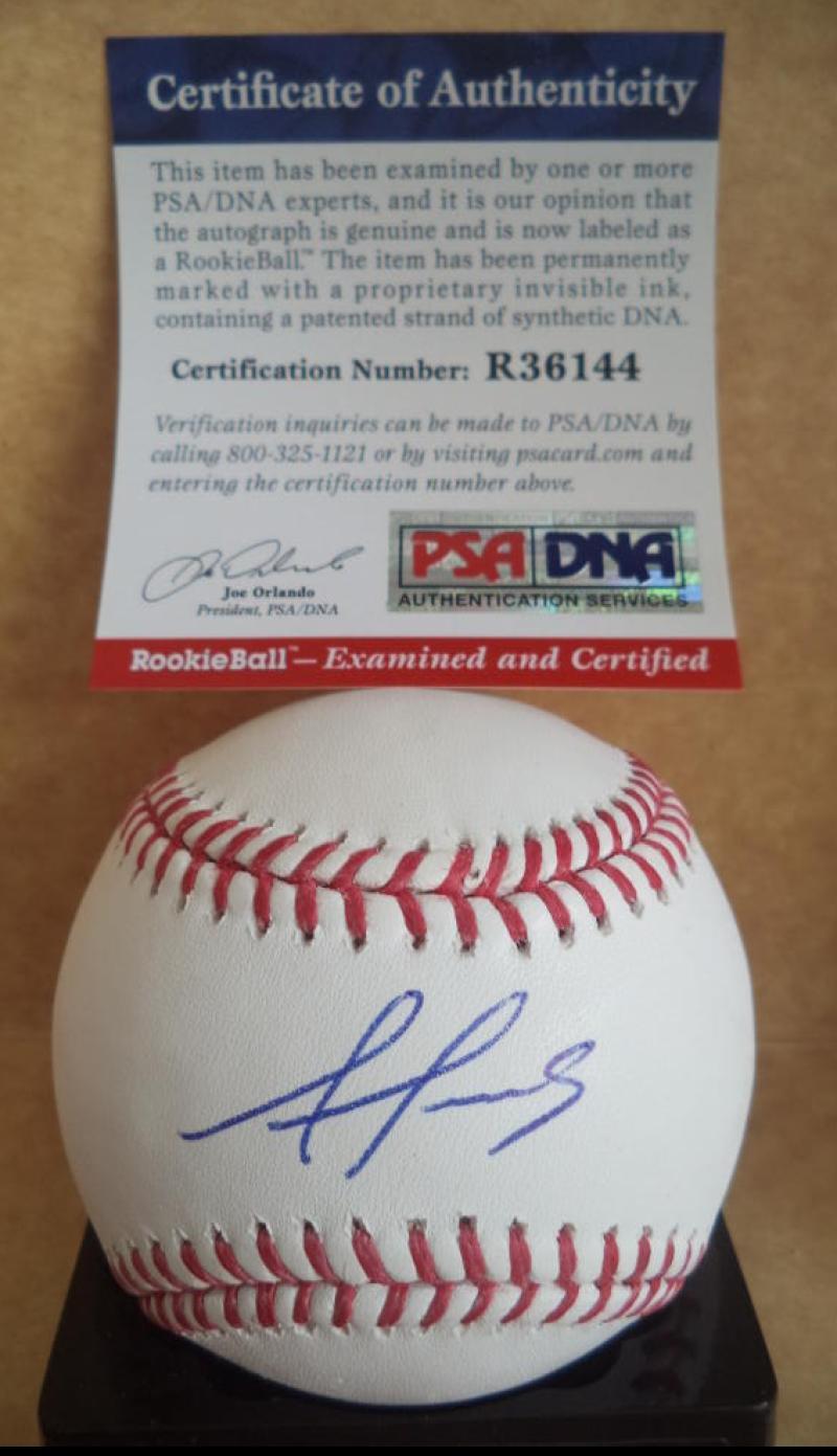 ALEX REYES ST. LOUIS CARDINALS ROOKIE GRAPH SIGNED M.L. BASEBALL PSA/DNA R36144