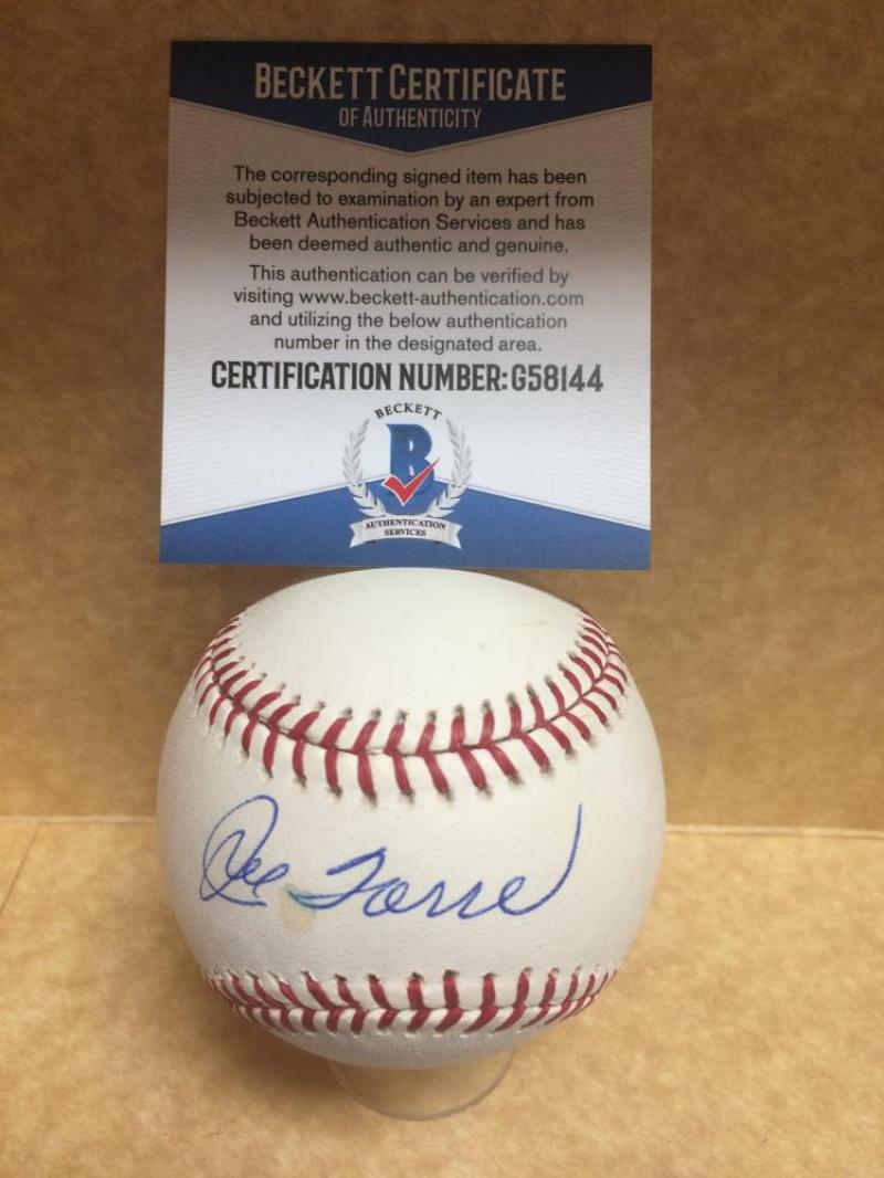 JOE TORRE NEW YORK YANKEES SIGNED AUTOGRAPHED M.L. BASEBALL BECKETT G58144
