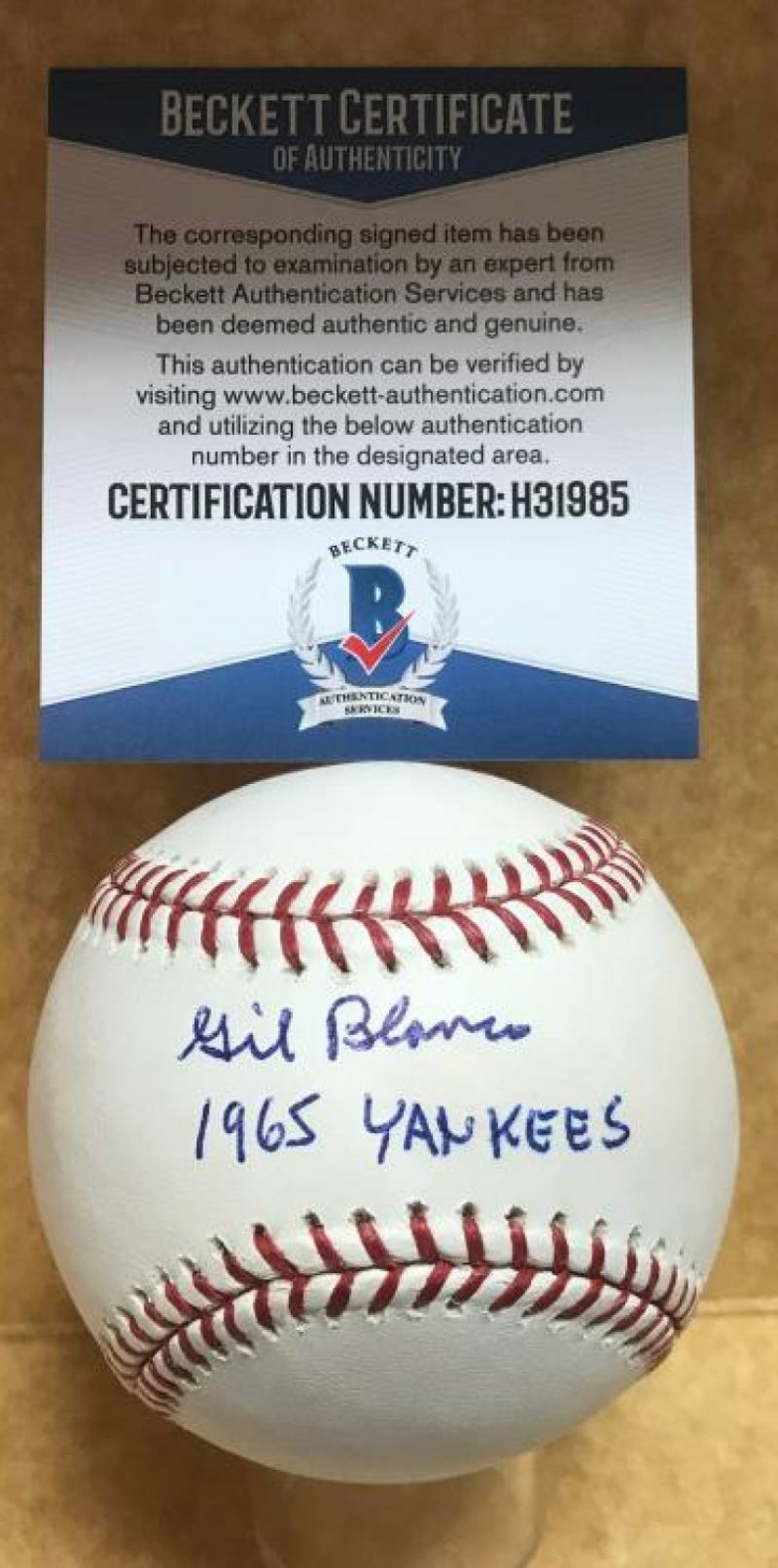GIL BLANCO 1965 YANKEES SIGNED AUTOGRAPHED M.L. BASEBALL BECKETT H31985