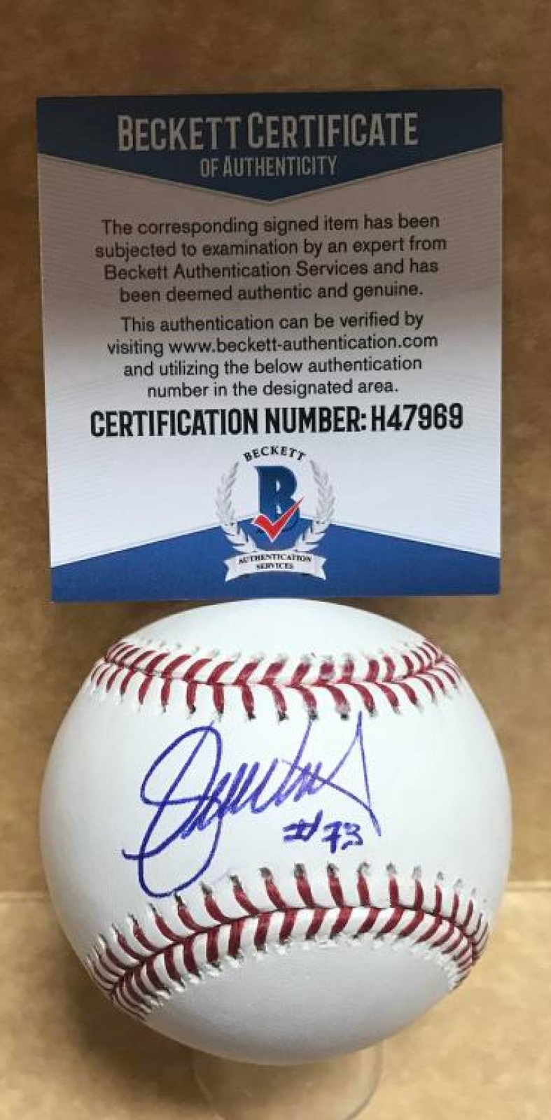 FELIPE VAZQUEZ PITTSBURGH PIRATES SIGNED AUTO M.L. BASEBALL BECKETT H47969