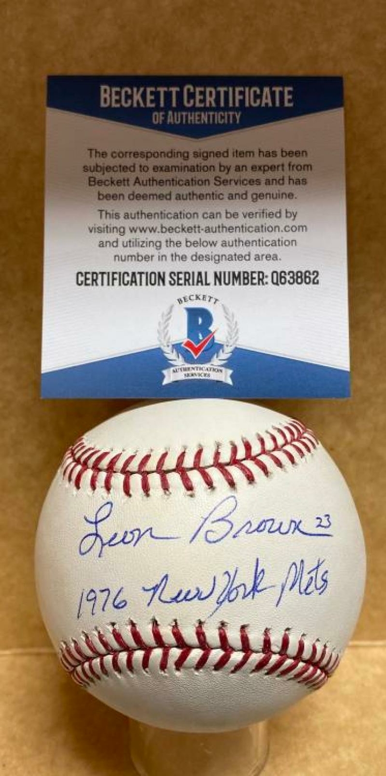 LEON BROWN #23 1976 NEW YORK METS SIGNED AUTO M.L. BASEBALL BECKETT Q63862