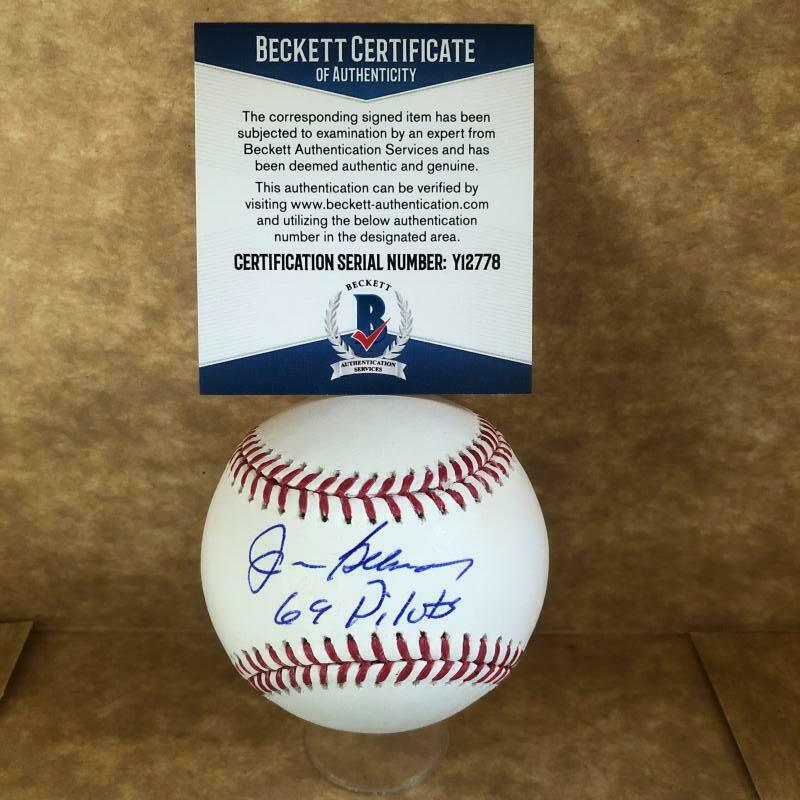 JOHN GELNAR 69 PILOTS SIGNED AUTOGRAPHED M.L. BASEBALL BECKETT Y12778