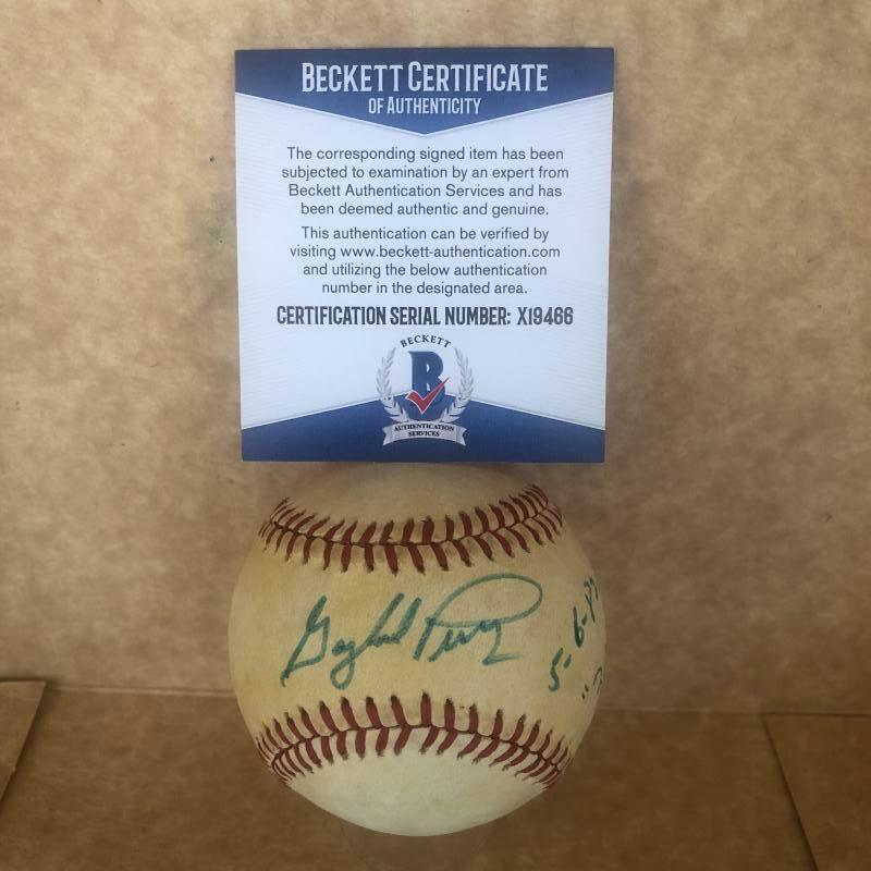 GAYLORD PERRY 5-6-82 