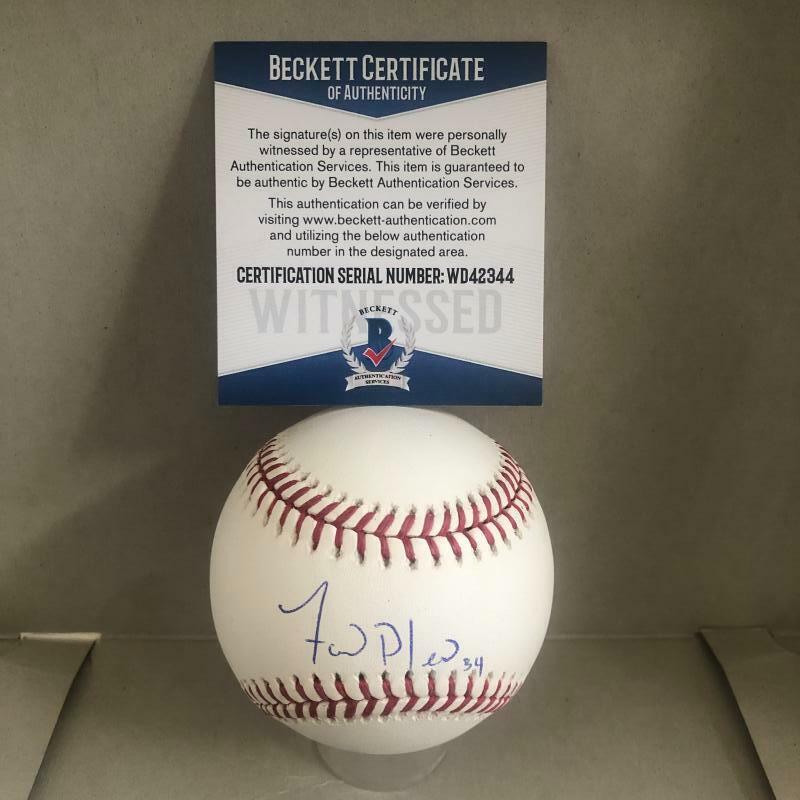 ZACH PLESAC CLEVELAND INDIANS SIGNED M.L. BASEBALL BECKETT WD42344 COLLECTIBLE MEMORABILIA