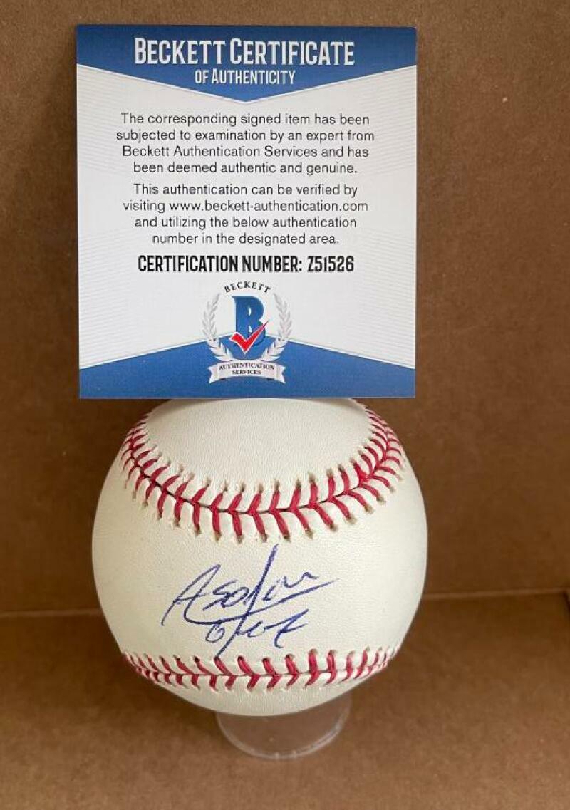 ALAY SOLER NEW YORK METS/CUBA SIGNED AUTO M.L. BASEBALL BECKETT Z51526