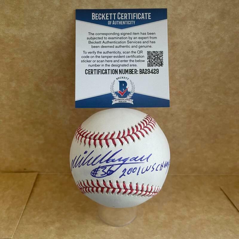 MIKE MORGAN 2001 WS CHAMPS DBACKS SIGNED AUTO M.L. BASEBALL BECKETT BA29429