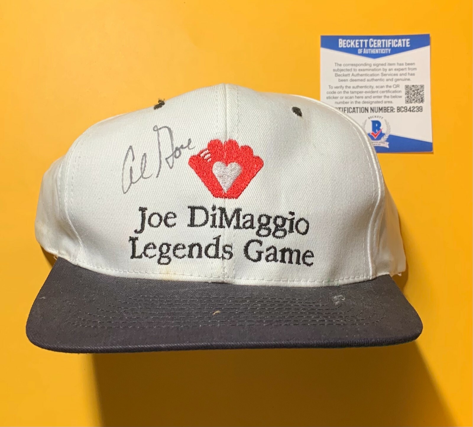 AL GORE SIGNED HAT BECKETT AUTHENTICATION POLITICIAN COLLECTIBLE MEMORABILIA