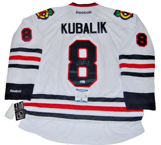 DOMINIK KUBALIK signed (CHICAGO BLACKHAWKS) White Reebok hockey jersey BECKETT 8