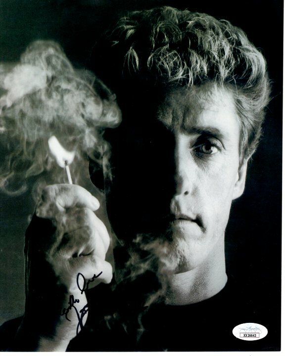 ROGER DALTREY signed 8x10 photo JSA LOA ( THE WHO )