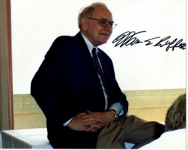 WARREN BUFFETT signed 8x10 photo JSA LOA
