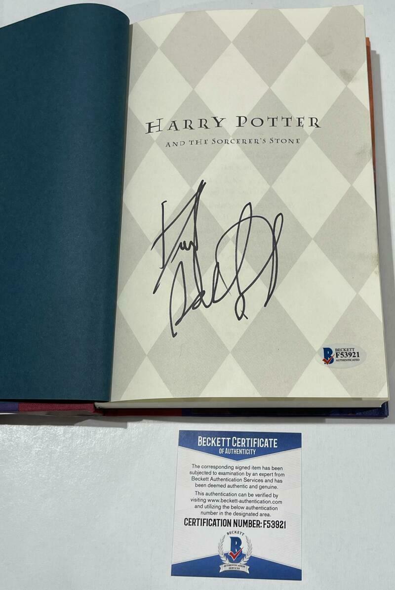 Daniel Radcliffe Signed Harry Potter And The Sorcerer S Stone Book Beckett 43 Autographia