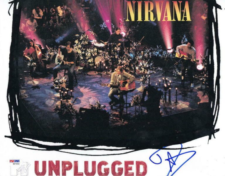 DAVE GROHL FOO FIGHTERS NIRVANA SIGNED 11X14 PHOTO AUTOGRAPH PSA DNA COA COLLECTIBLE MEMORABILIA
