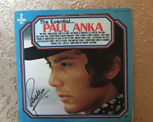 PAUL ANKA THE ESSENTIAL PAUL ANKA 2 RECORD SET SIGNED VINYL RECORD W/COA COLLECTIBLE MEMORABILIA