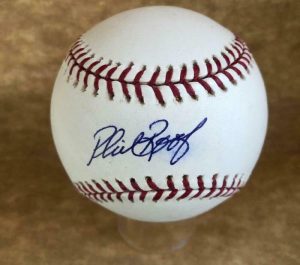 PHIL ROOF INDIANS/ANGELS/BRAVES SIGNED AUTOGRAPHED M.L. BASEBALL BECKETT Y12805 COLLECTIBLE MEMORABILIA
