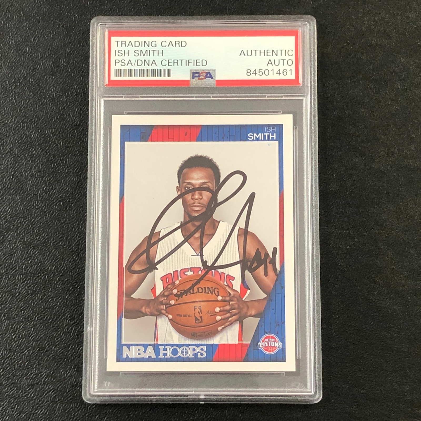 2016-17 NBA Hoops #5 Ish Smith Signed Card AUTO PSA Slabbed Pistons