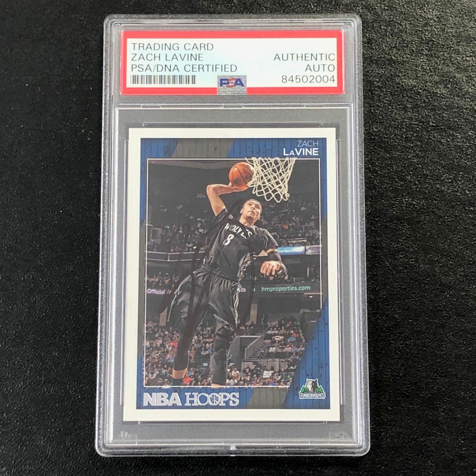 2016-17 NBA Hoops #140 Zach LaVine Signed Card AUTO PSA Slabbed Minnesota Timber