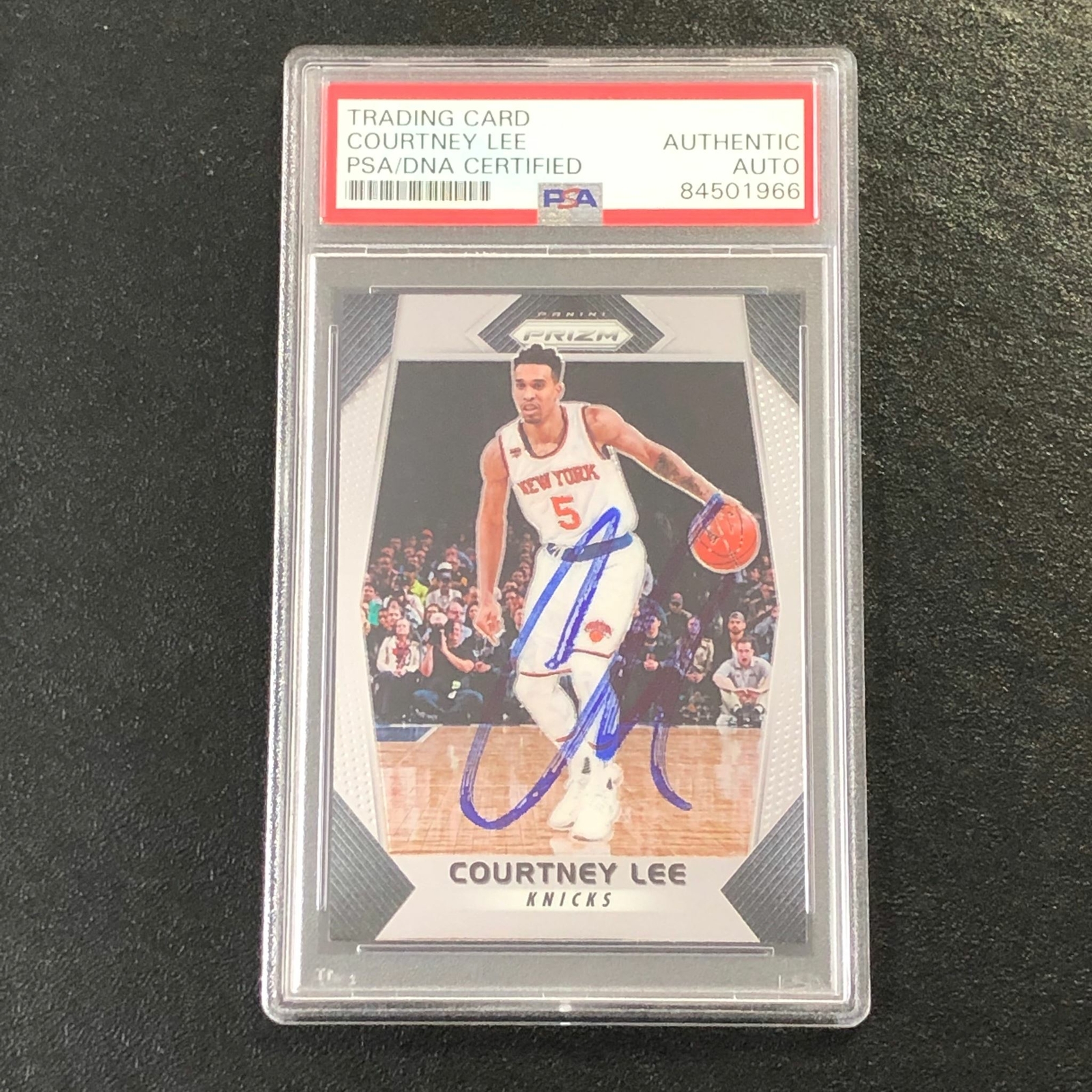 2017-18 Panini Prizm #274 Courtney Lee Signed Card AUTO PSA Slabbed Knicks