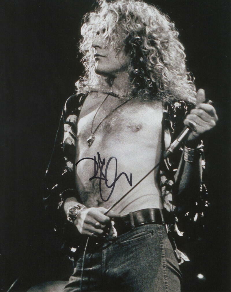 ROBERT PLANT SIGNED AUTOGRAPH 8X10 PHOTO - SHIRTLESS LED ZEPPELIN STUD W/ JSA