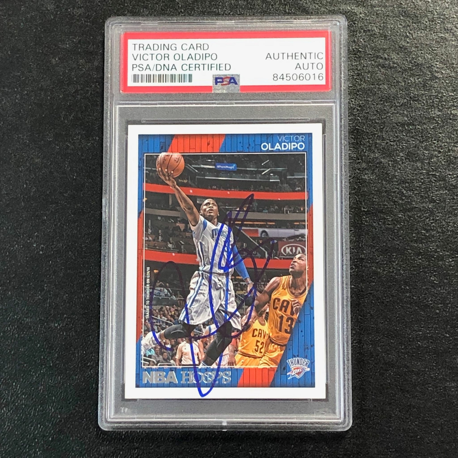 2016-17 NBA Hoops #75 Victor Oladipo AUTO signed card PSA/DNA Signed Thunder