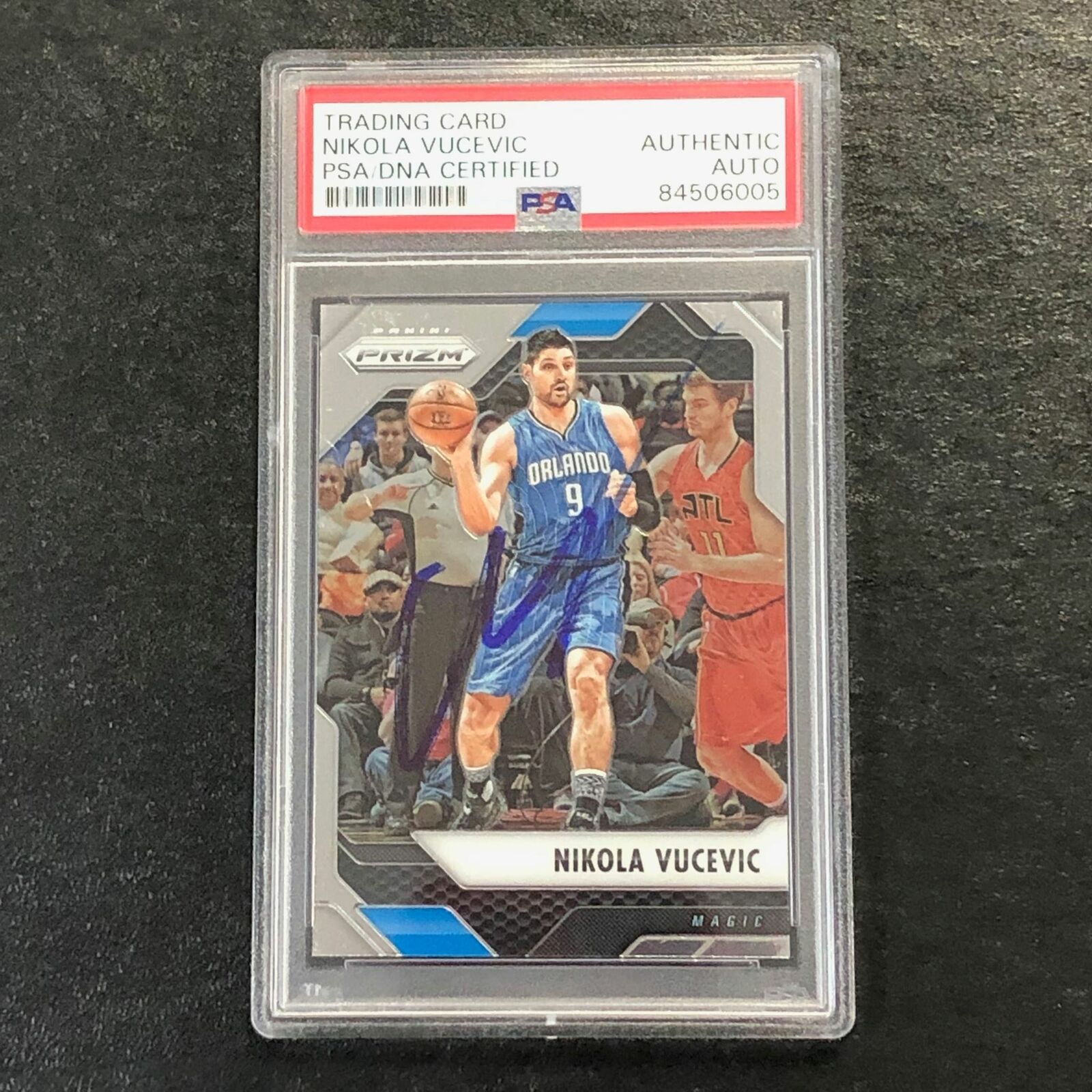 2016-17 Panini Prizm #142 Nikola Vucevic Signed Card AUTO PSA Slabbed Magic