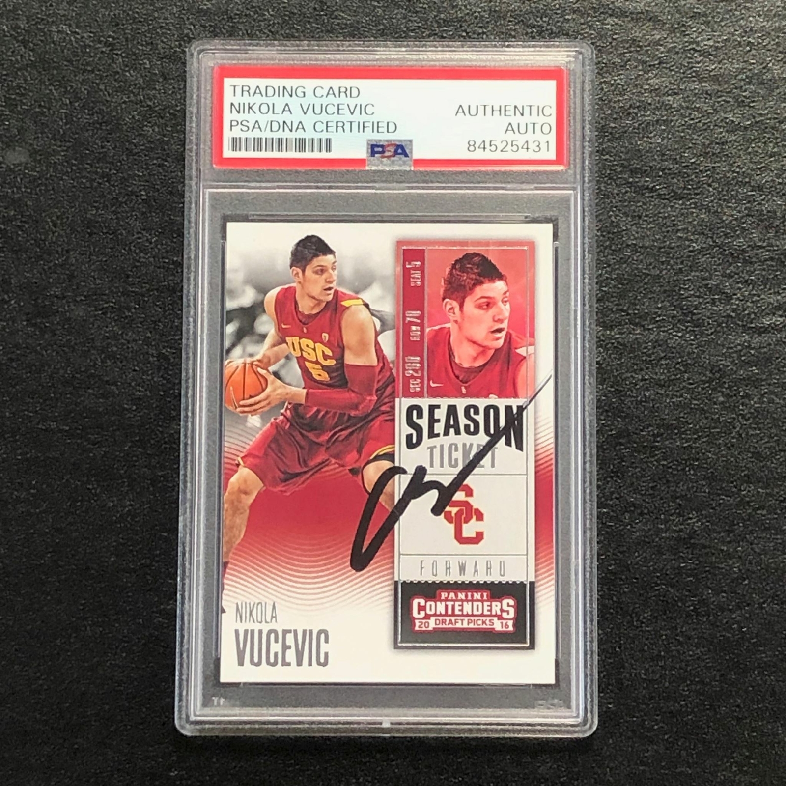 2016-17 Contenders Draft Picks Season Ticket #74 Nikola Vucevic Signed Card AUTO