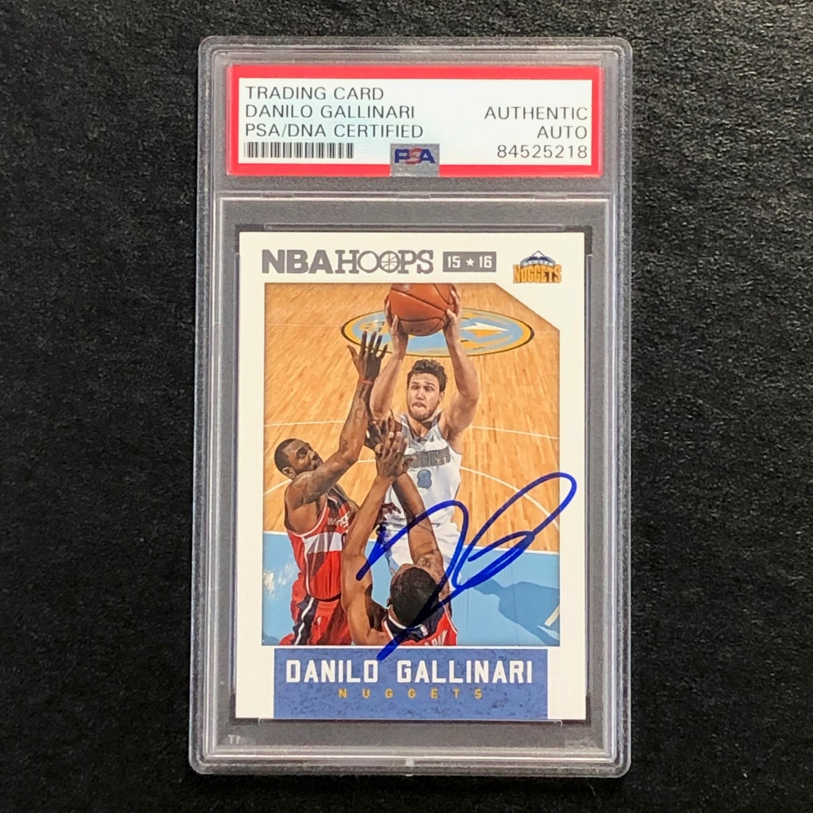 2015-16 NBA Hoops #237 Danilo Gallinari Signed AUTO PSA Slabbed Nuggets